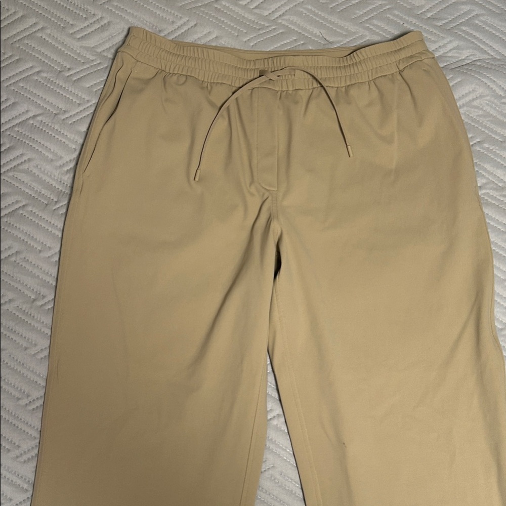 Lululemon Athletica Women's Tan Pants